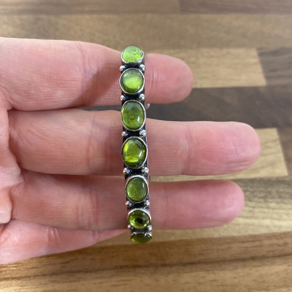 Navajo sterling bracelet cuff signed Albert Jake - Picture 4 of 9